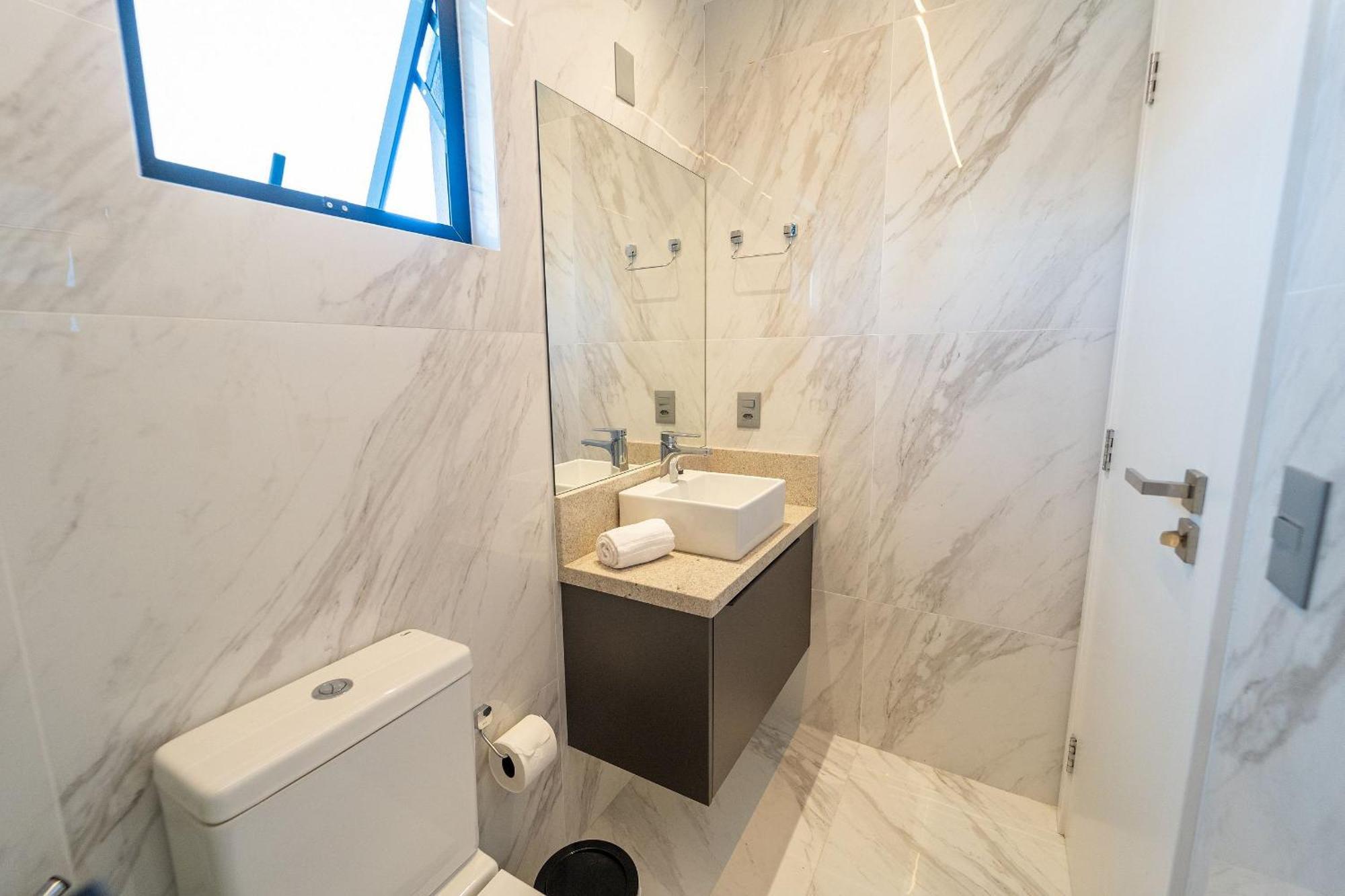 The Spot One By Xtay - Conforto E Sofisticacao Em * Balneario Camboriu